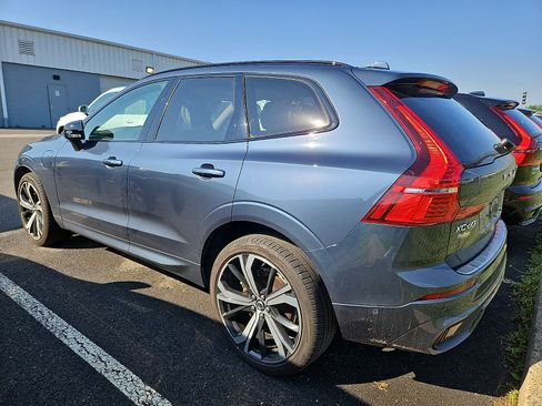 Used 2025 Volvo XC60 T8 Ultra w/ Protection Package Premier AWD/4WD image 7