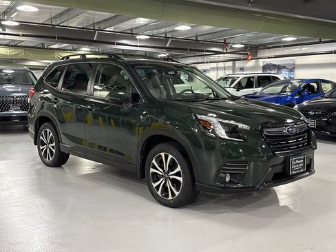 Used 2023 Subaru Forester Limited AWD/4WD image 1