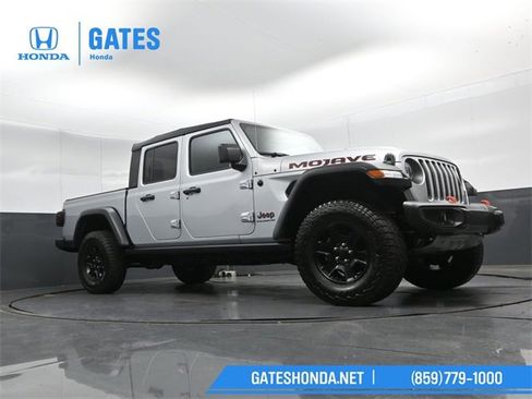 Used 2023 Jeep Gladiator Mojave image 24