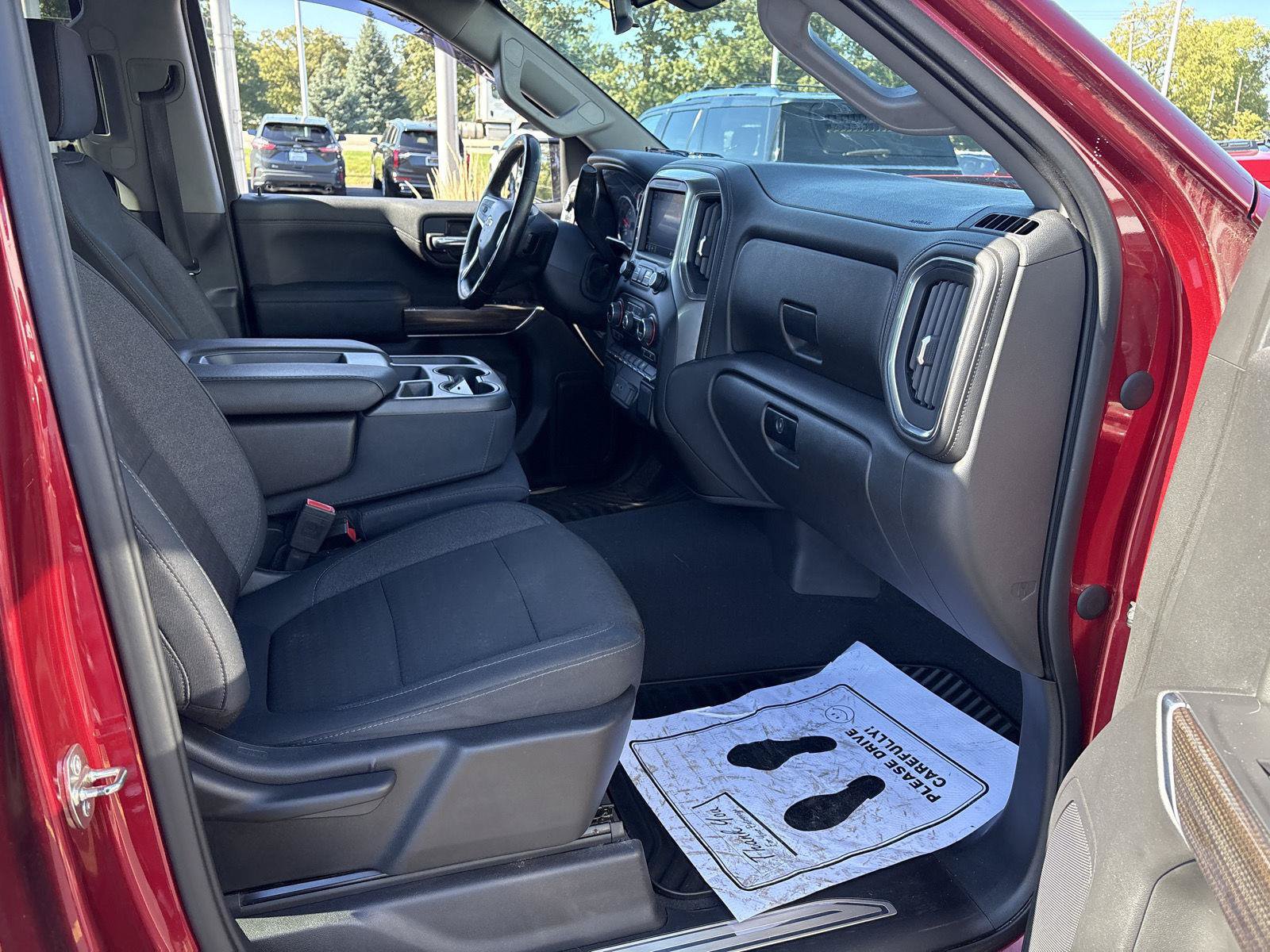 Used 2019 Chevrolet Silverado 1500 LT w/ All-Star Edition AWD/4WD image 12