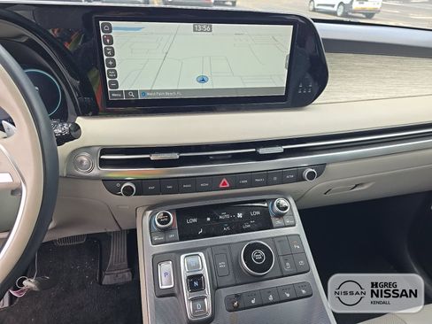 Used 2023 Hyundai Palisade Calligraphy FWD image 9