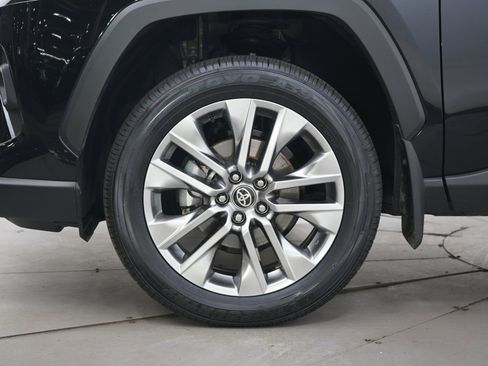 Used 2025 Toyota RAV4 XLE Premium w/ Weather Package AWD/4WD image 30