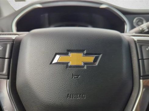 Used 2025 Chevrolet Blazer LT FWD image 22