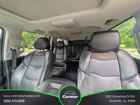 Used 2018 Cadillac Escalade ESV Luxury AWD/4WD image 7