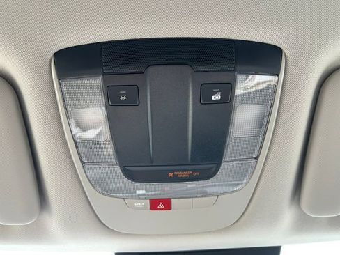 Used 2026 Kia Sportage EX image 24