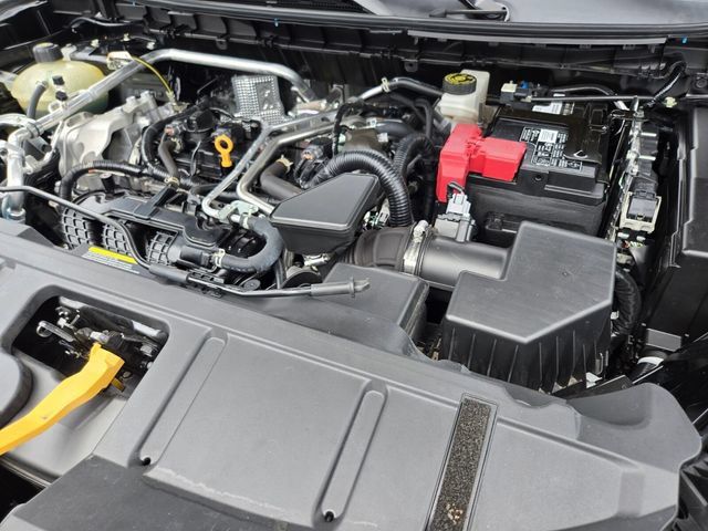 Used 2021 Nissan Rogue SV AWD/4WD image 23