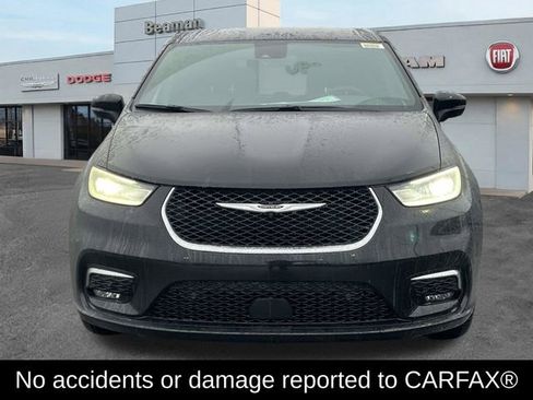 New 2026 Chrysler Pacifica Select FWD image 2