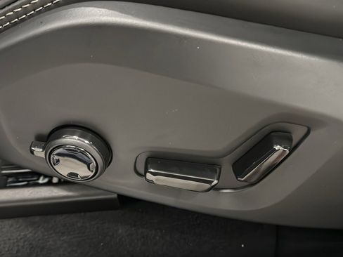 New 2026 Volvo XC90 T8 Ultra w/ Protection Package AWD/4WD image 24