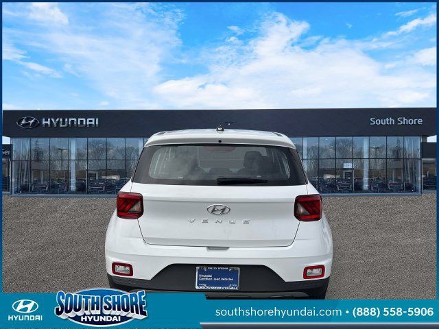 Certified 2025 Hyundai Venue SE FWD image 7