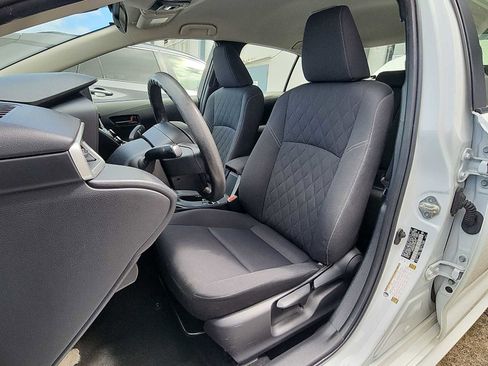 Used 2023 Toyota Corolla LE image 12