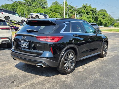 Used 2020 INFINITI QX50 Essential w/ Edition 30 Package AWD/4WD image 4