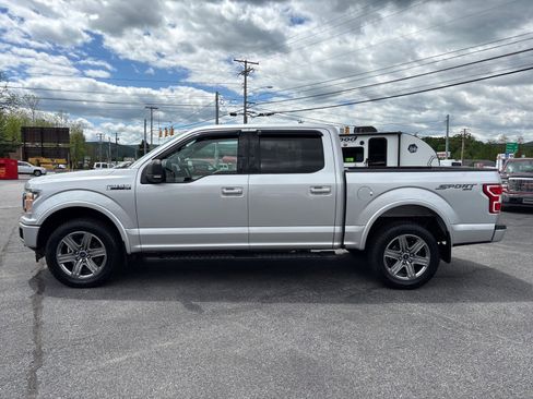 Used 2018 Ford F150 XLT w/ Equipment Group 302A Luxury AWD/4WD image 4