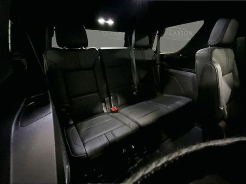 Used 2022 Chevrolet Tahoe RST w/ Luxury Package AWD/4WD image 34