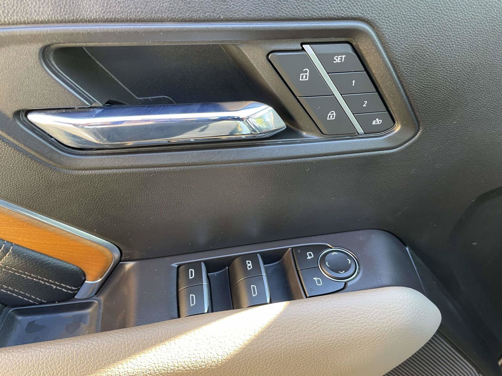 Used 2023 GMC Canyon Denali AWD/4WD image 18