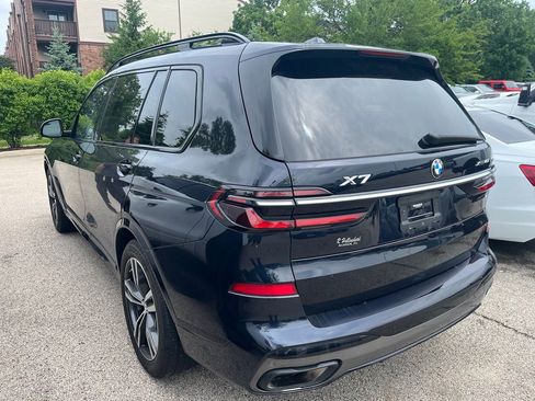 Used 2023 BMW X7 xDrive40i w/ M Sport Package AWD/4WD image 4