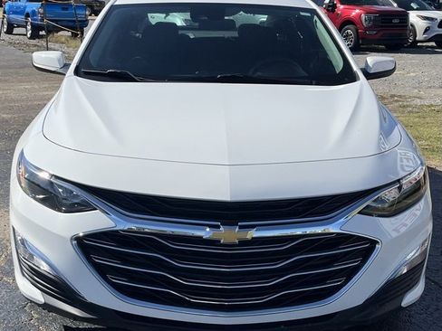Used 2024 Chevrolet Malibu LS w/ Driver Confidence Package image 3