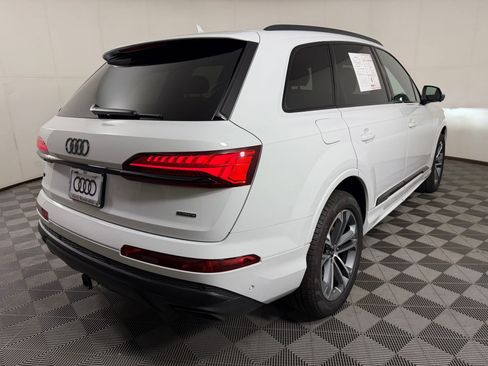 Certified 2026 Audi Q7 2.0T Premium AWD/4WD image 9