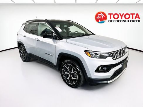 Used 2025 Jeep Compass Limited AWD/4WD image 1