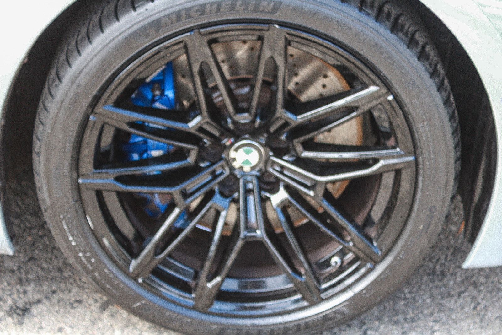 Used 2023 BMW M2 w/ Lighting Package RWD image 10