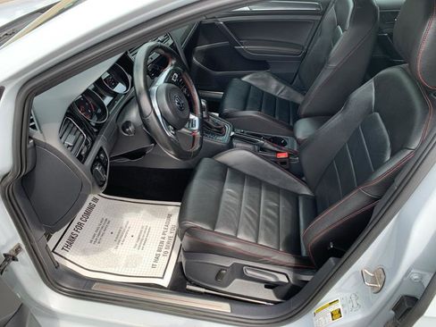 Used 2019 Volkswagen GTI SE w/ SE Experience Package FWD image 10