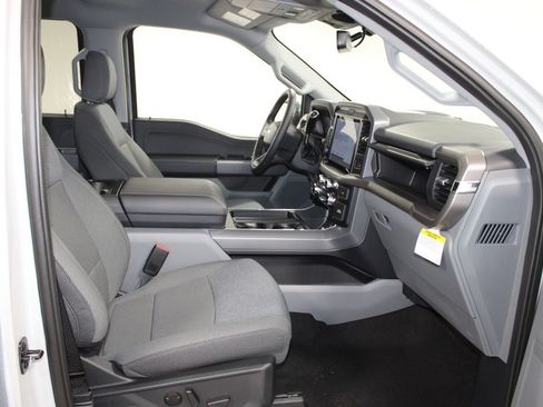 New 2026 Ford F150 XLT w/ Equipment Group 302A MID AWD/4WD image 29