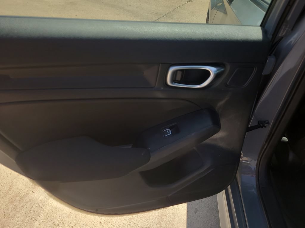 Used 2025 Honda Civic Sport image 12