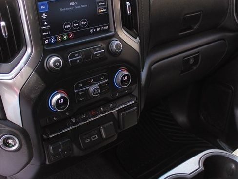 Used 2021 Chevrolet Silverado 2500 LTZ AWD/4WD image 22