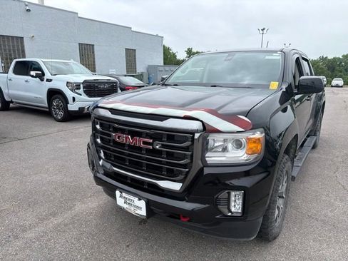 Used 2022 GMC Canyon AT4 w/ Trailering Package AWD/4WD image 4