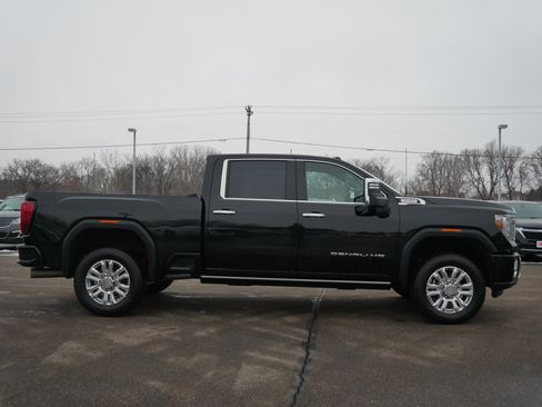 Used 2021 GMC Sierra 3500 Denali w/ Denali Ultimate Package image 8