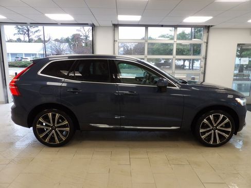 Certified 2023 Volvo XC60 B6 Ultimate image 5