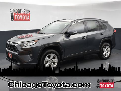 Used 2021 Toyota RAV4 XLE AWD/4WD image 1