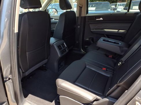 Certified 2023 Volkswagen Atlas SE w/ Panoramic Sunroof Package FWD image 21