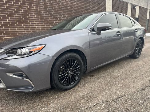 Used 2016 Lexus ES 350 w/ Accessory Package 2 image 30