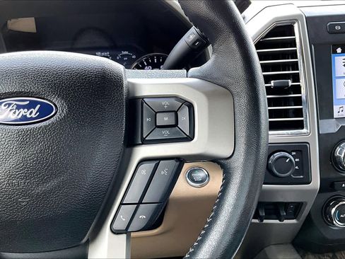 Used 2017 Ford F350 Lariat w/ Lariat Ultimate Package AWD/4WD image 28