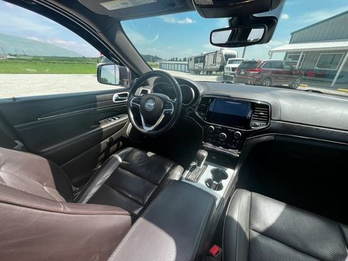 Used 2019 Jeep Grand Cherokee Summit w/ Platinum Series Group AWD/4WD image 12
