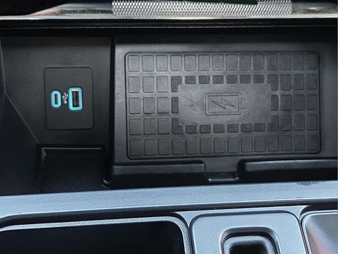 Used 2022 Ford F150 Raptor w/ Equipment Group 801A High image 17