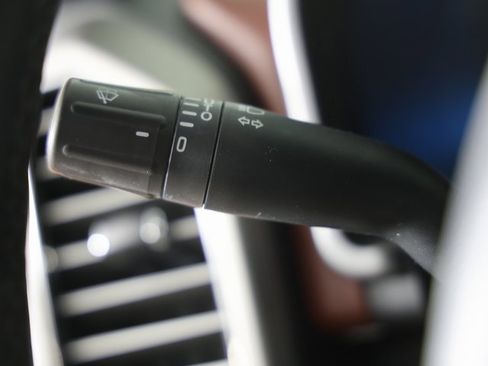 Used 2019 Ford F150 Platinum w/ Equipment Group 701A Luxury image 27