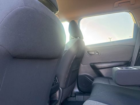 Certified 2021 Nissan Rogue S FWD image 27