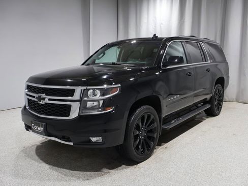 Used 2018 Chevrolet Suburban LT image 8
