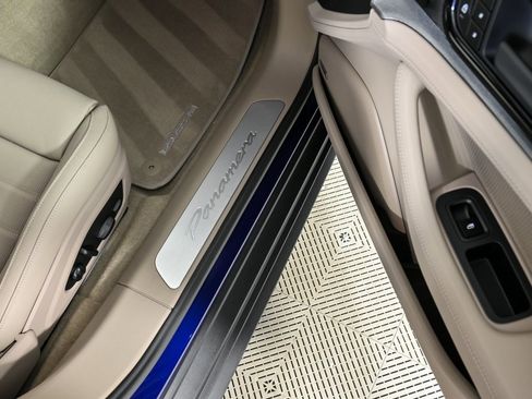 Certified 2025 Porsche Panamera image 26