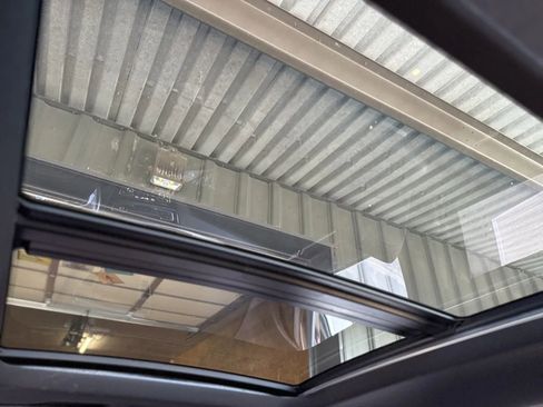 Used 2017 BMW X1 xDrive28i image 18