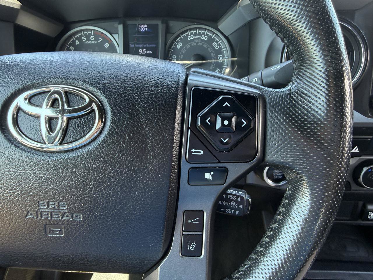 Used 2021 Toyota Tacoma TRD Off-Road RWD image 20