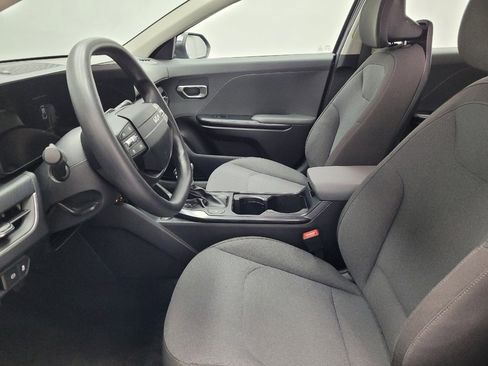 Used 2025 Kia K4 FWD image 17