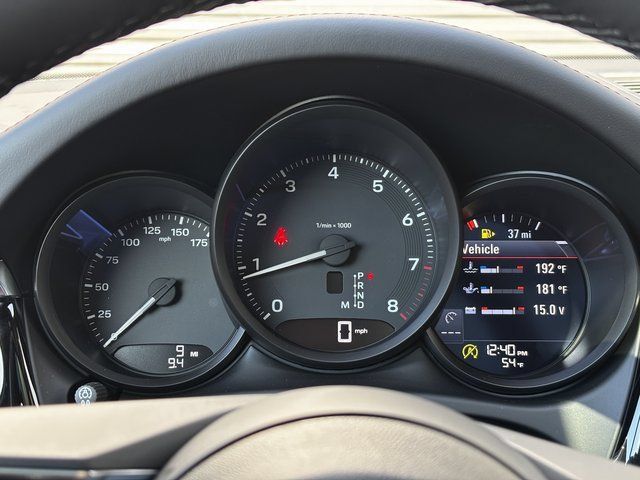 Certified 2026 Porsche Macan AWD/4WD image 17