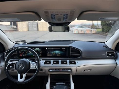Used 2021 Mercedes-Benz GLE 450 4MATIC image 33