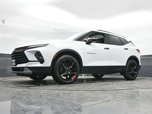 Used 2023 Chevrolet Blazer LT AWD/4WD image 51