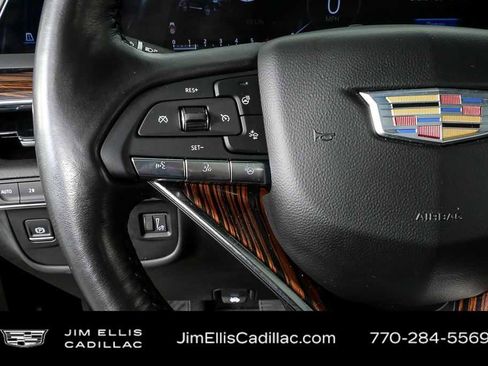 Certified 2024 Cadillac Escalade ESV Premium Luxury image 11