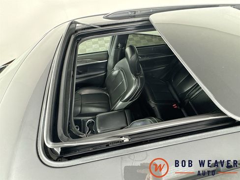 Used 2024 Jeep Grand Cherokee Limited w/ Luxury Tech Group II image 23