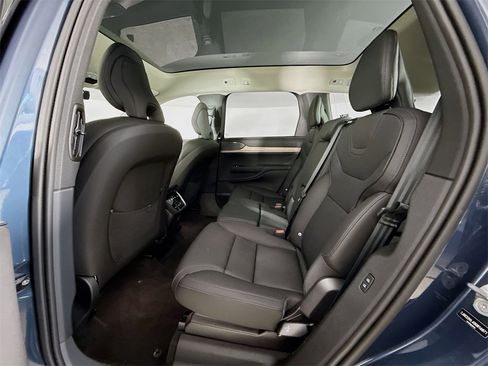 New 2025 Volvo EX90 Ultra image 25