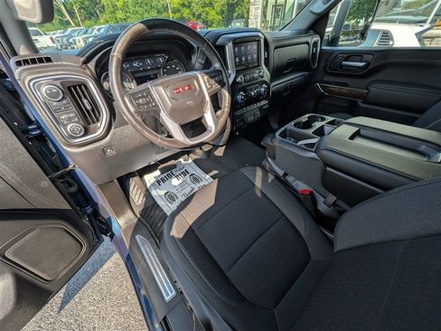 Used 2021 GMC Sierra 2500 SLE w/ SLE Value Package; AWD/4WD image 16